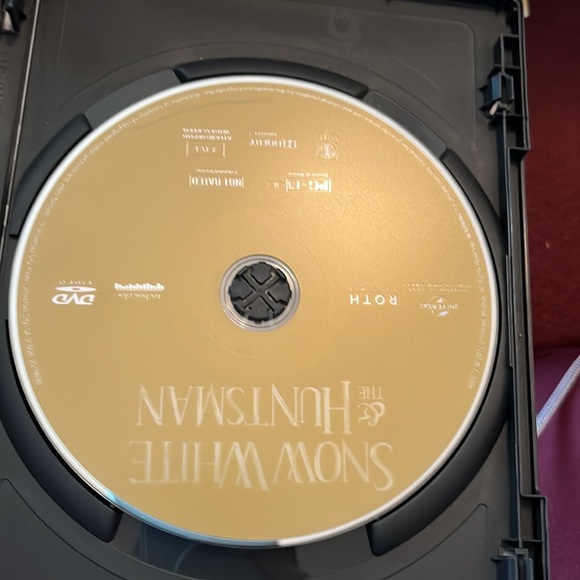 DVD, Snow White & The Huntsman, Good Condition - Picture 4 of 5